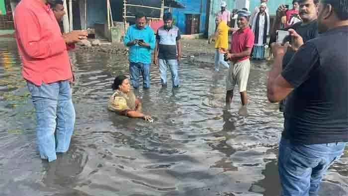 Jharkhand MLA sits on muddy street, takes bath to demand repair of road | Video, Jharkhand, News, MLA, Video, Road, National