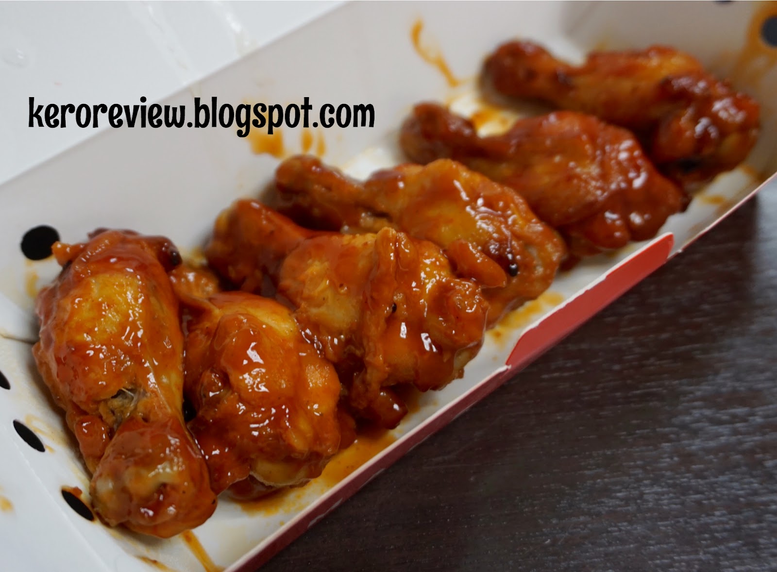 รีวิว พิซซ่าไอส์แลนด์ดีไลท์ ไก่โคเรียนการ์ลิค และไก่บาร์-บี-คิวสไปซี่ ร้านพิซซ่าฮัท (CR) Review Island Delight Pizza,  Chicken Wings, Pizza Hut Restaurant.