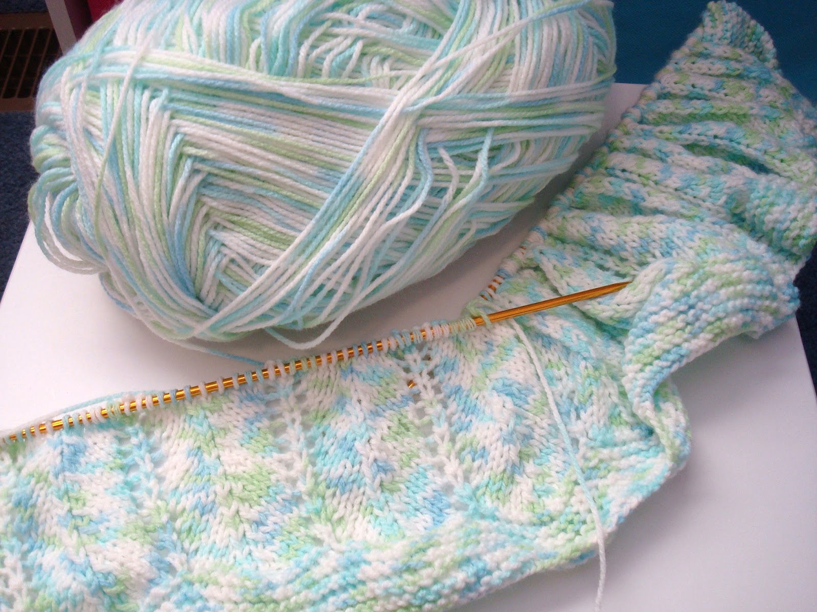 using yarn baby blanket sport bernat baby Adrialys Knit Handmade Baby Creations: Progress: In Works