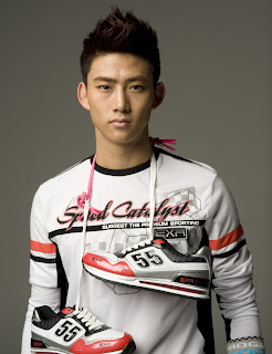 with a triangle shaped face , taecyeon is known for his short ...