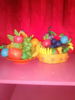 buah buahan dari plastisin