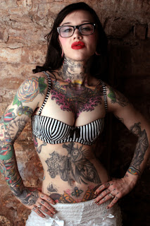 Model on Is Satisfied Having A Awesome Tattoo And Proud Being A Tattoo Model