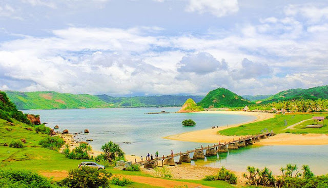 Pantai Terindah Di Kawasan Mandalika Pulau Lombok 