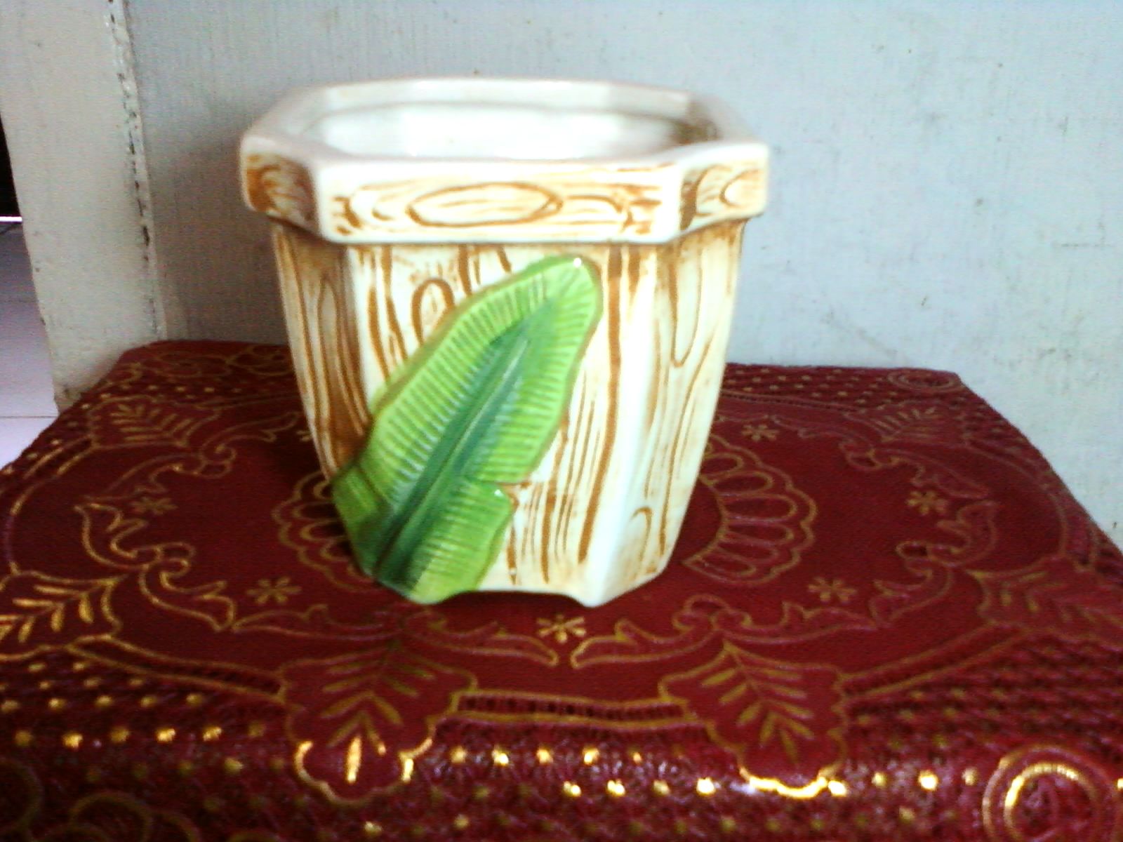  Pot  Bunga Keramik  CANTIK  