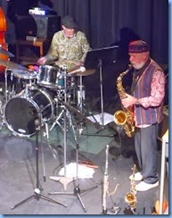 Jim Langabeer gave some virtuoso solo interludes.