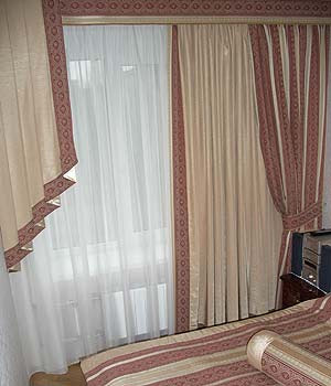 Bedroom Curtain Ideas on Bedroom Curtain Design