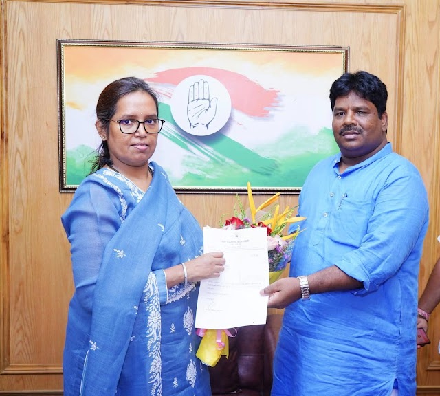 मुंबई काँग्रेसच्या मुख्य प्रवक्ते पदी सुरेशचंद्र राजहंस यांची नियुक्ती