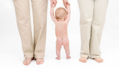 baby butt with parents