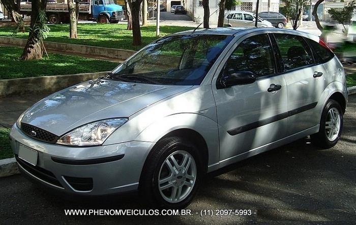 Ford Focus 1.6 GLX 2006 usado à venda