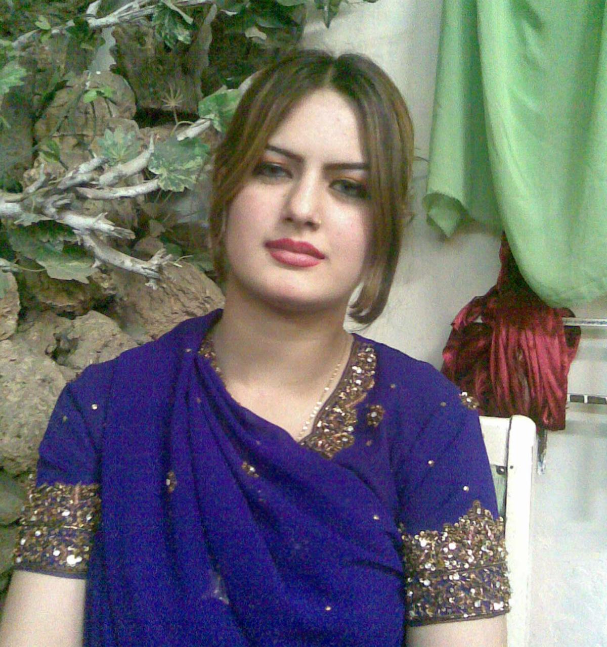 ... dani.blogspot.com/2011/08/singer-ghazala-javed-latest-hq-pictures.html