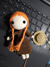 https://www.etsy.com/it/Amicidicotone/listing/863717221/anna-dai-capelli-rossi-amigurumi-pattern?utm_source=Copy&utm_medium=ListingManager&utm_campaign=Share&utm_term=so.lmsm&share_time=1601162011006