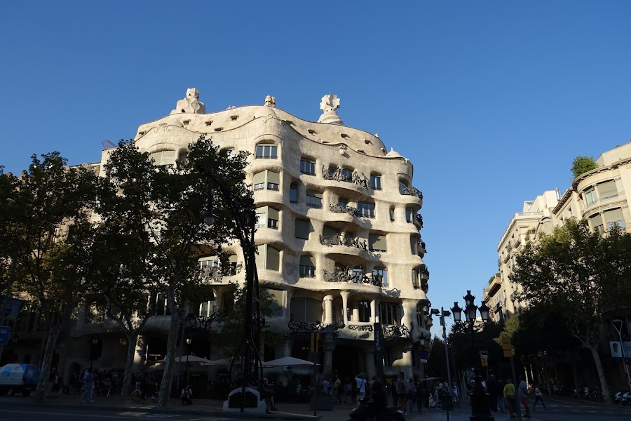 カサ・ミラ（Casa Milà）