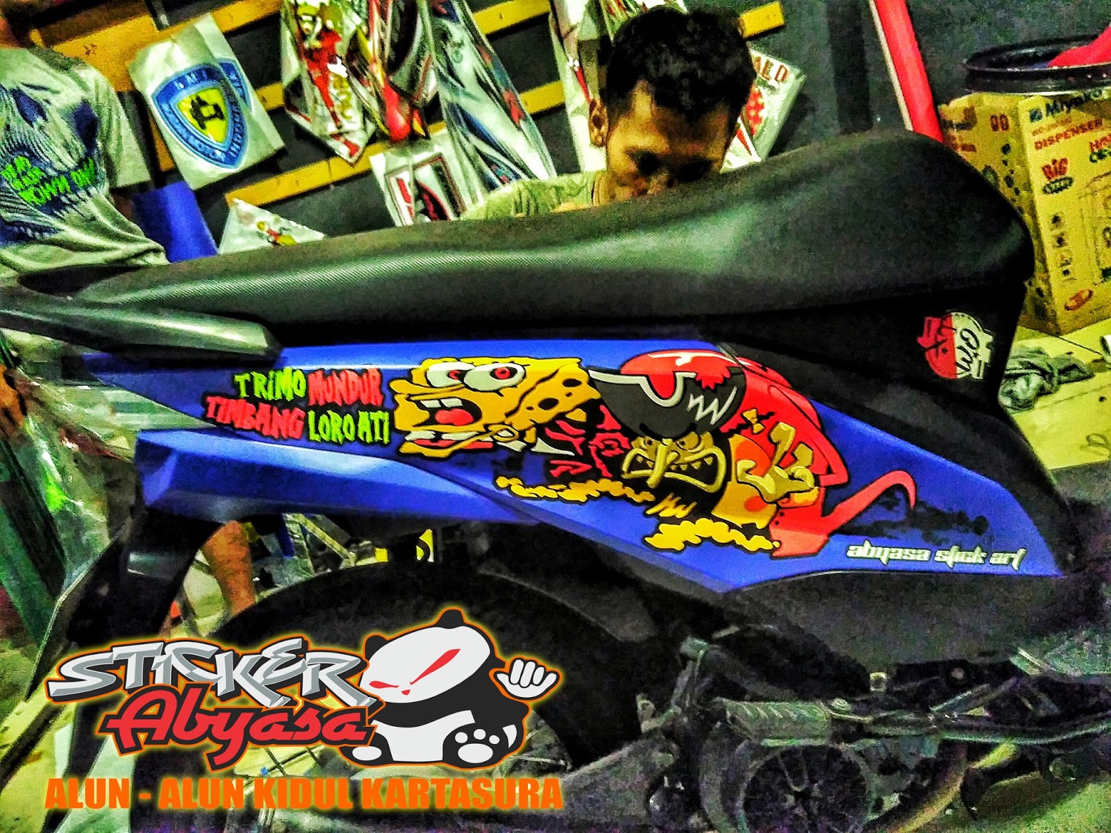 CUTTING STICKER HONDA BEAT FI SPONGEBOB FLYING DUTCHMAN Abyasa