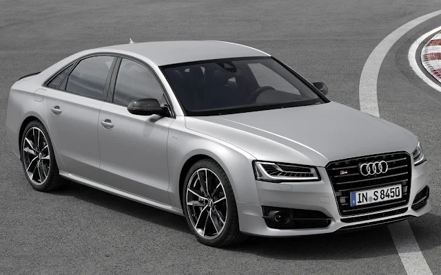 Novo Audi S8 Plus