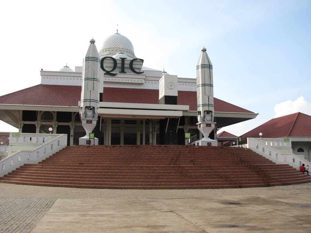 Clever Bulletin: Masjid Muammar Qaddafy, Sentul, Bogor (VIDEO & 10 GAMBAR)