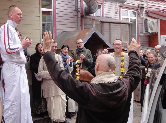 Sankarshan Das Ecstatic Farewell from Riga, Latvia