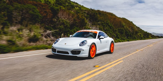 The Porsche 911 Vonnen Hybrid Conversion Channels the 911's Future