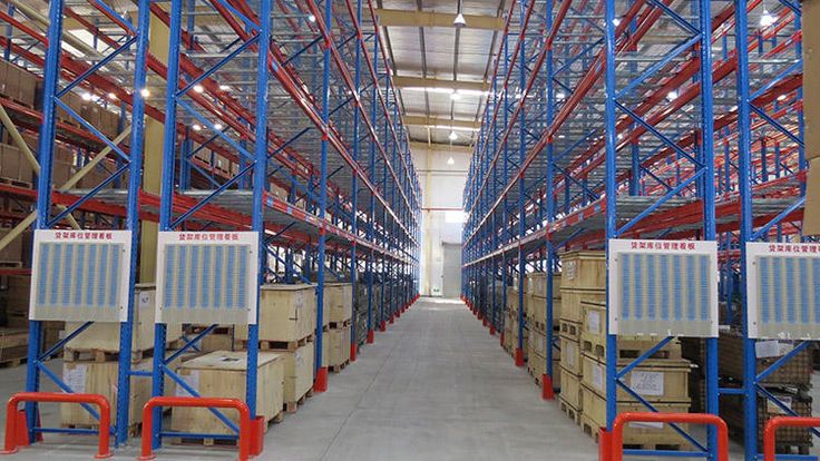 SELECTIVE PALLET RACKING SYSTEM