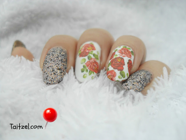 roses nail art 