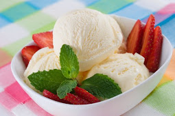 Homemade Vanilla Ice Cream