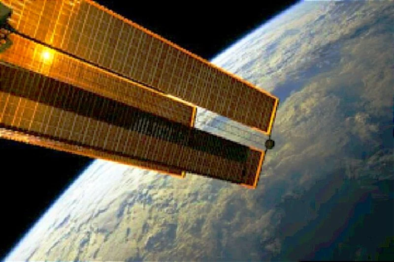 Proyecto de panel solar en el espacio para generar energía