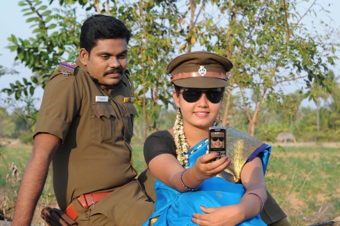 Vengayam Movie Stills