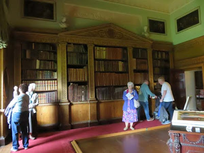 library with shelves / bookcases