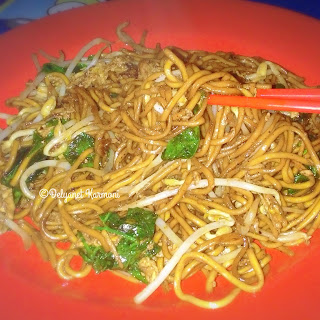 Mie gosong Warung Andah Amad