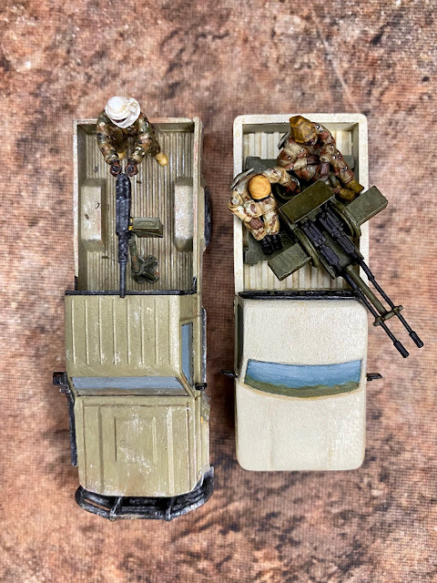 28mm Modern African terrorist miniatures for Mali and the Sahel : Empress technical size vs Footsore technical