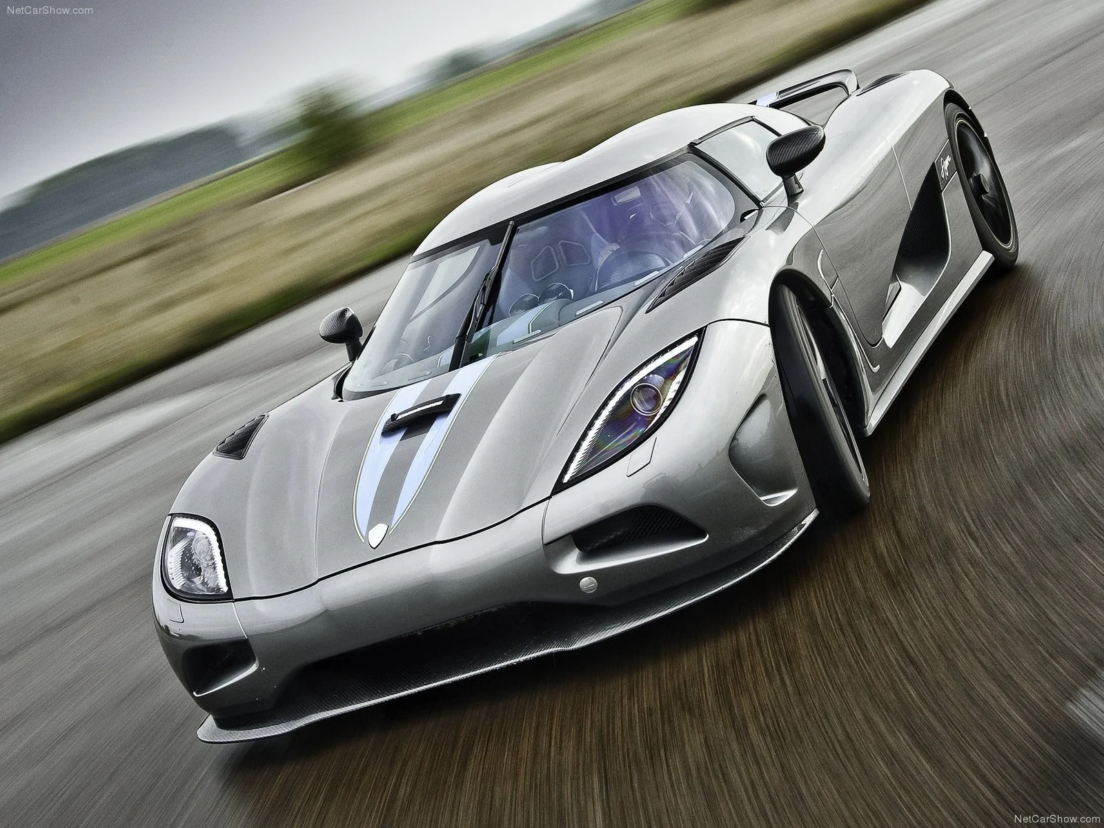 Hình ảnh siêu xe Koenigsegg Agera 2011 & nội ngoại thất