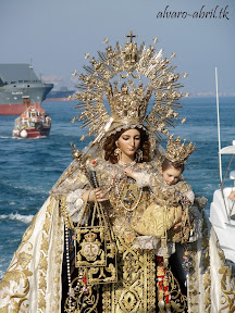 procesion-carmen-coronada-de-malaga-2012-alvaro-abril-maritima-terretres-y-besapie-(50).jpg