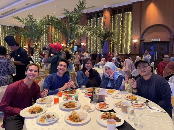 Buffet Ramadhan 2024: Hotel Summit Subang USJ Bertemakan “Lambaian Bonda”