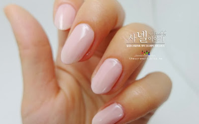 Pink nail art 