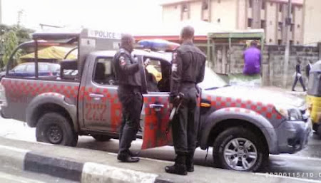 #CODED-ish News::Police Take Over UNILAG Gate To Prevent Students Protest Over ASUU Strike(PHOTO)