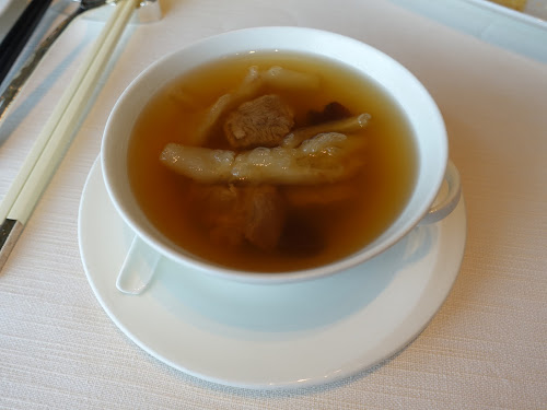 Tin Lung Heen (天龍軒) - Michelin starred Cantonese fine-dining restaurant Ritz Carlton Hotel with amazing harbour view - Double-boiled pork shin soup with pork tendon and red date (豬腱紅棗燉蹄筋)