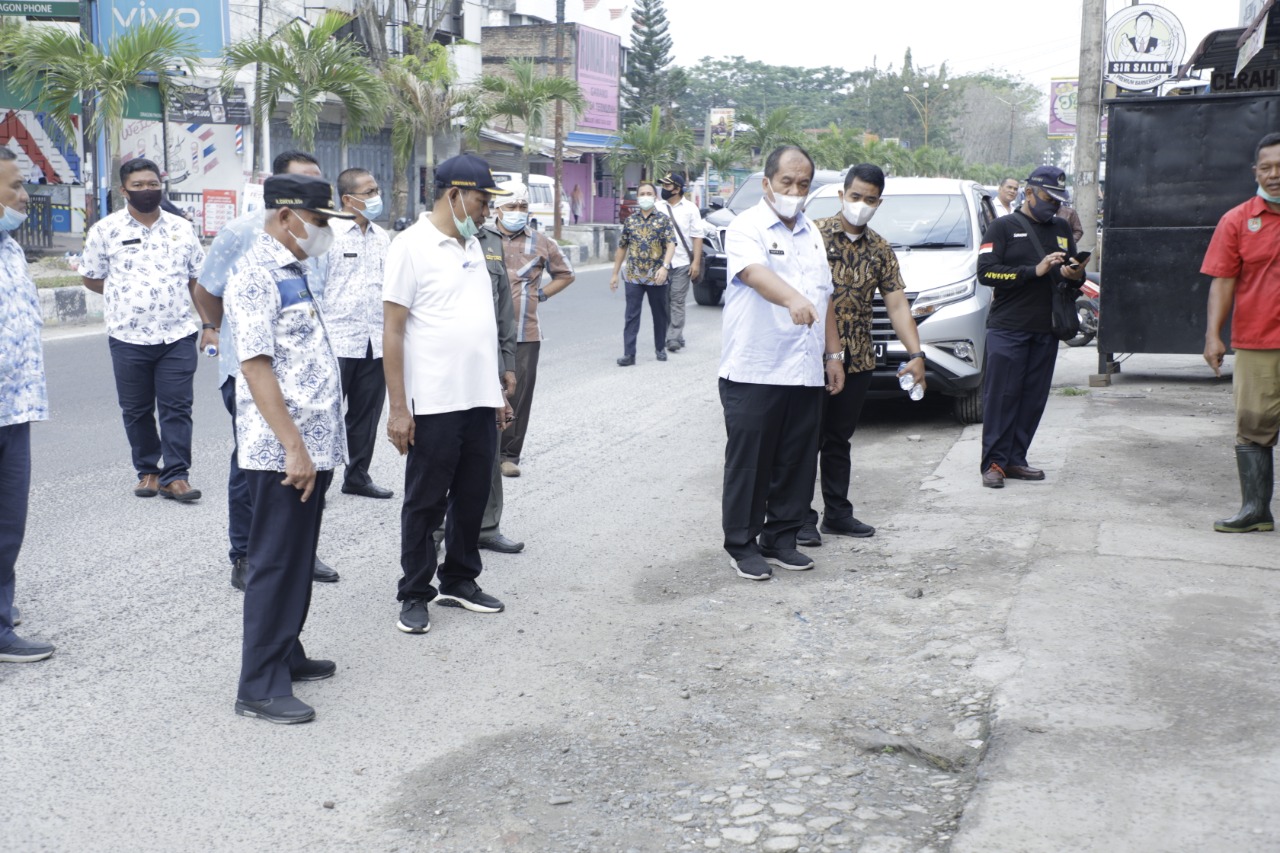 Bupati dan Wabup Inventarisir Permasalahan di Kabupaten Asahan Dengan Meninjau Ruas Jalan Yang Kerap Tergenang Air