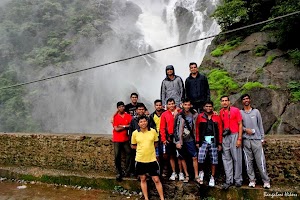 Group photo at Dudhsagar Water Falls