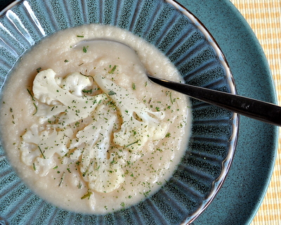 Quick Cauliflower (or Broccoli) Soup