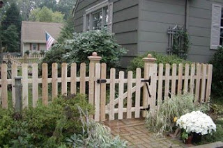 wood picket fence plans