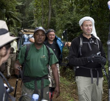 Roman Abramovich climb mount kilimanjaro