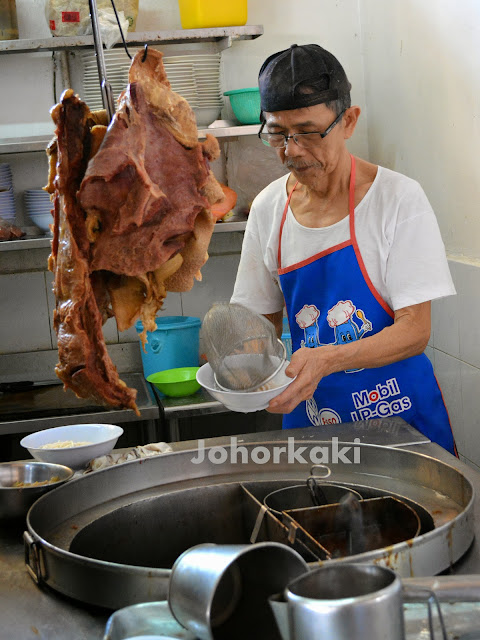 Famous-Seremban-Beef-Noodles-Pasar-Besar-Seremban