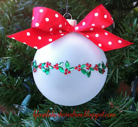 Easy Ornament Embellishments using appliques