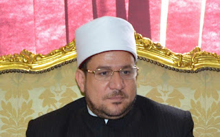 الأوقاف :  إنهاء خدمة إمامين بالأوقاف خالفا تعليمات الوزارة بشأن غلق المساجد