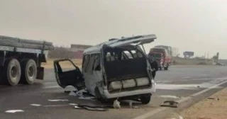 بالأسماء.. إصابة 5 أشخاص بإصابات متفرقة في حادث تصادم ميكروباص بعمود إنارة بكفر الشيخ