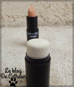 correcteur en stick de BYS cosmetic