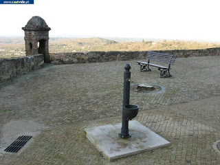 Fotografias Gerais de Fontes e Fontanários de Castelo de Vide, Portugal (Fountain)