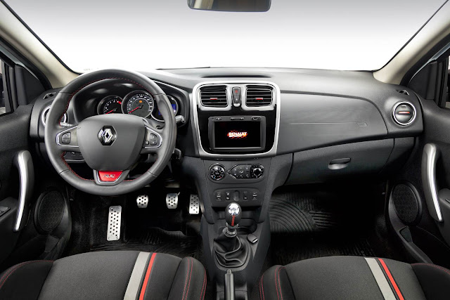 Sandero R.S. 2.0 x Punto T-JetVolkswagen Up! TSi  - inteiror