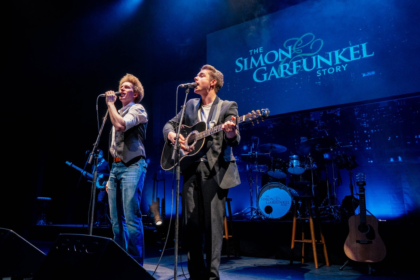 Review The Simon Garfunkel Story At The Lyric Theatre Pocket Size Theatre
