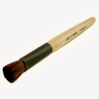 http://bg.strawberrynet.com/makeup/jane-iredale/oval-blender-brush/118844/#DETAIL