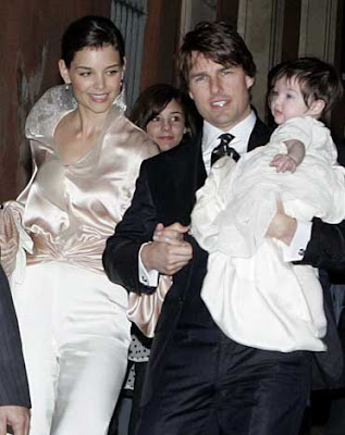 tom cruise and katie holmes wedding pictures. tom cruise and katie holmes